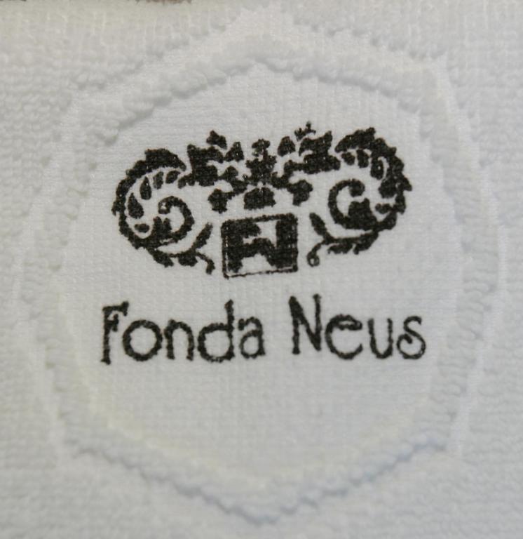 Fonda Neus *