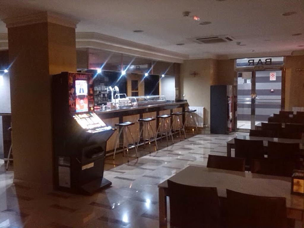 Hotel Reina Isabel