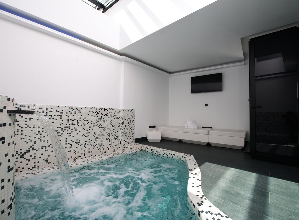 Loob Madrid 3*