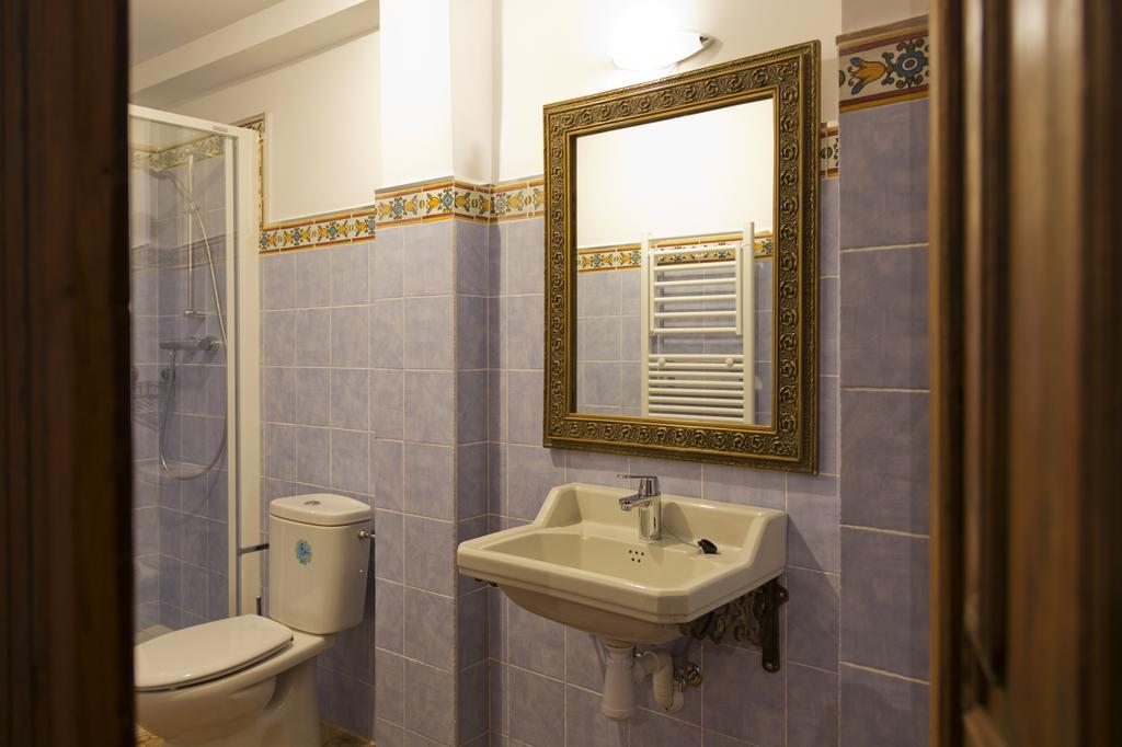Edificio De L'escoleta Apartamento Falset