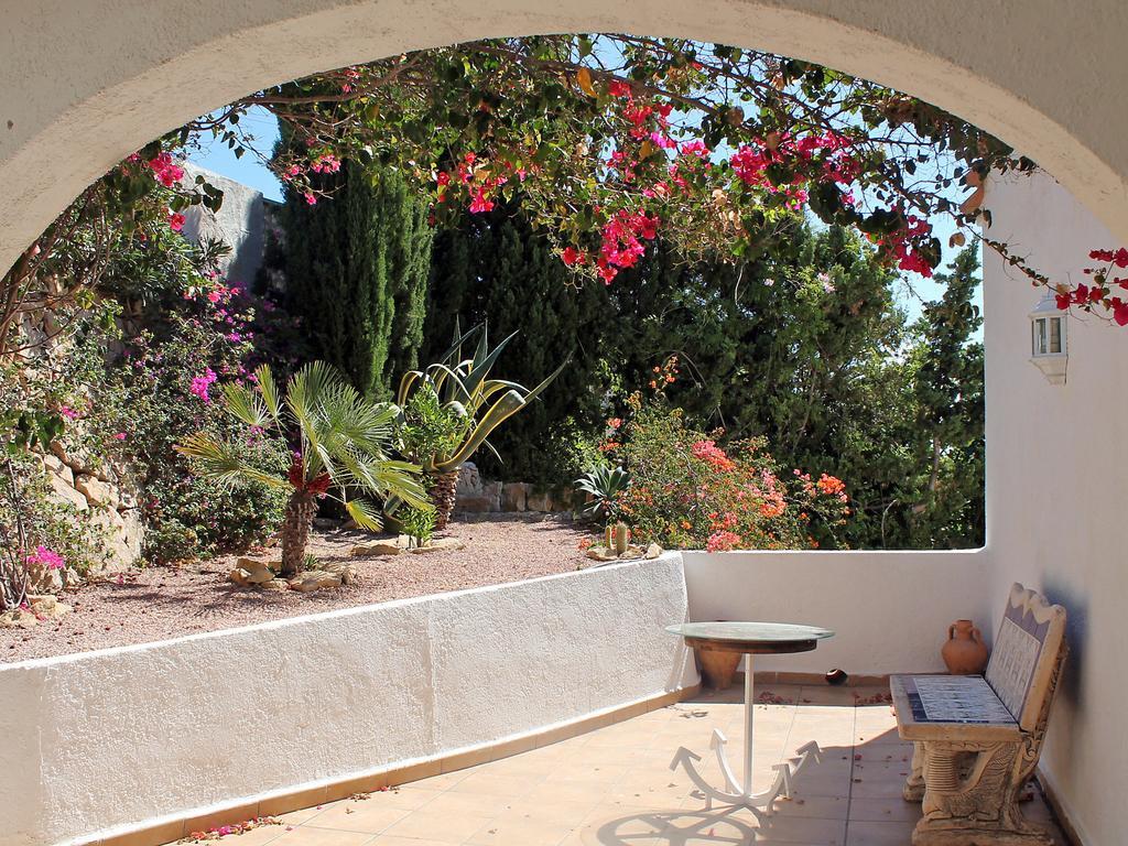 Lirios Iii By Interhome Apartment