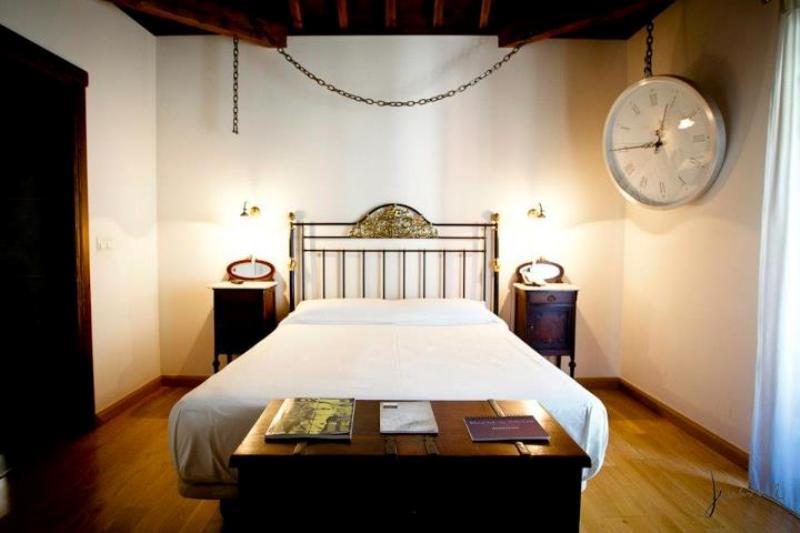 Gar Anat Boutique Hotel 3*