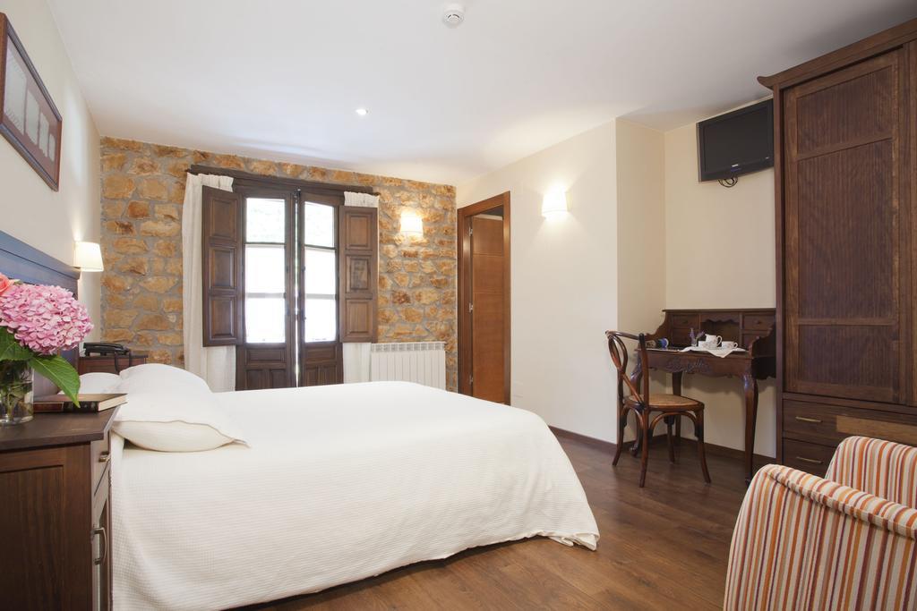 Hotel Rural El Fundil 3*