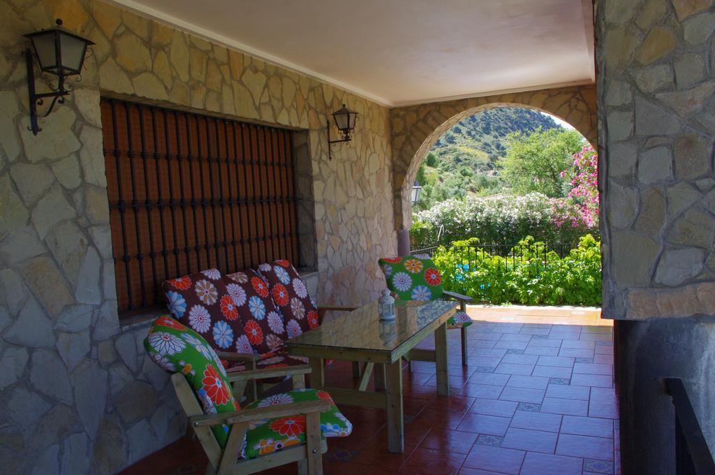 Barreras Сasa de vacaciones El Gastor