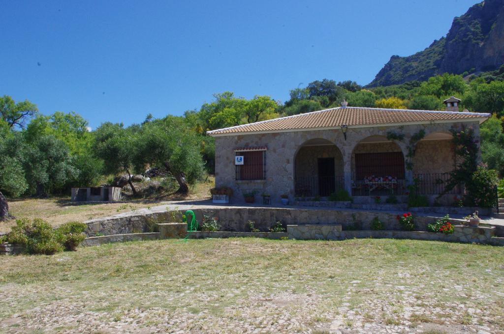 Barreras Сasa de vacaciones El Gastor