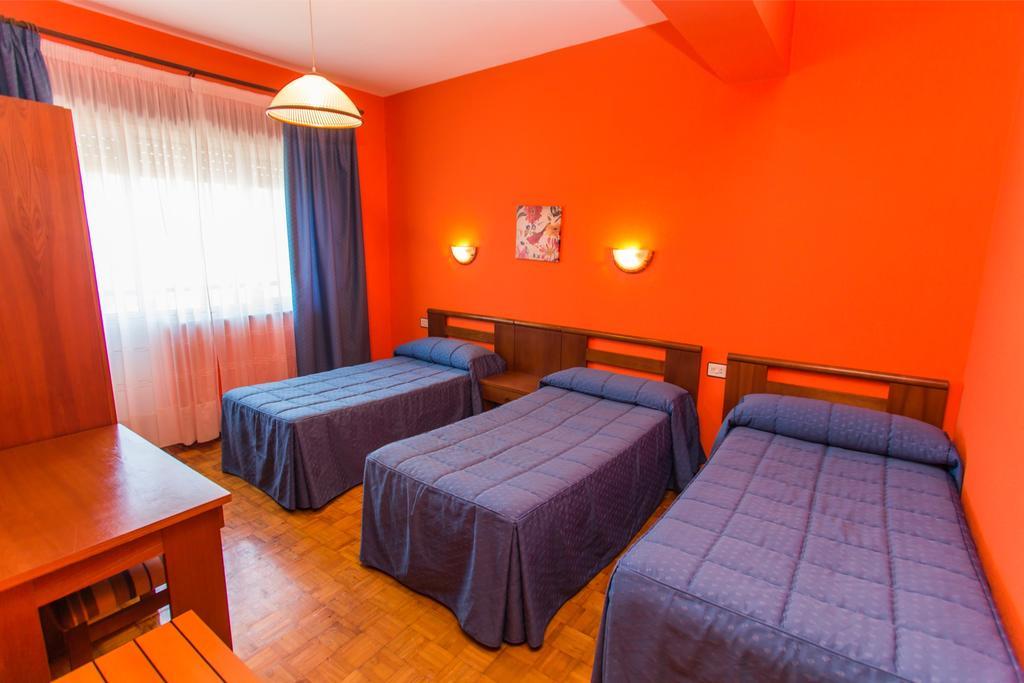 Ros Mary Hotel
