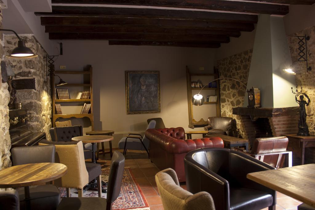 Palacio De Monjaraz Ávila