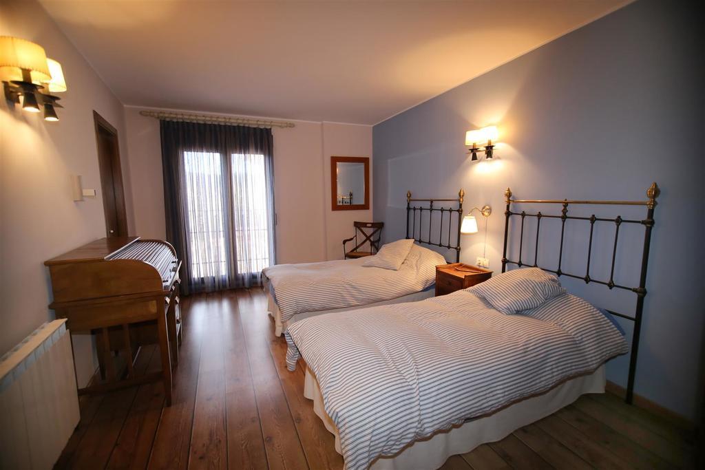 Rural Abriles Hotel