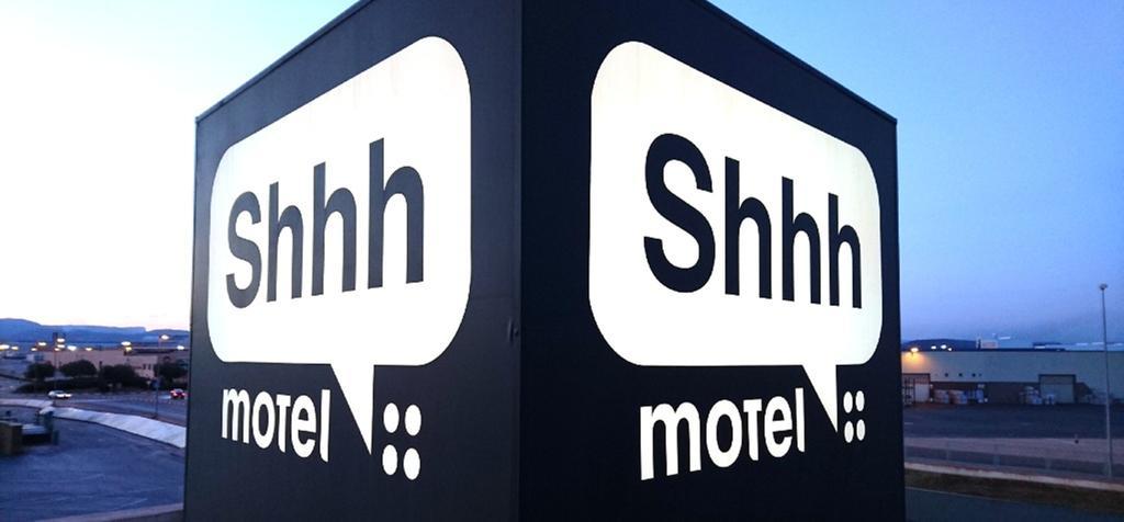 Shhh Hotel