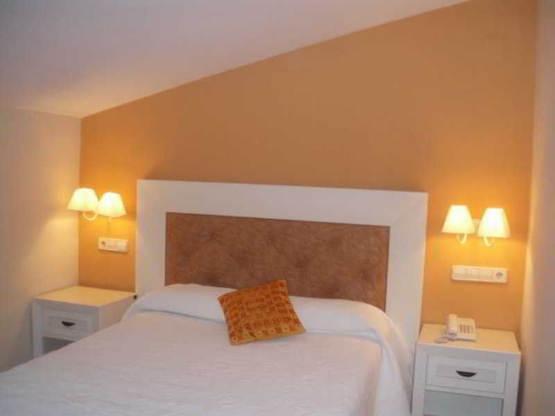 De Agua Hotel 2*