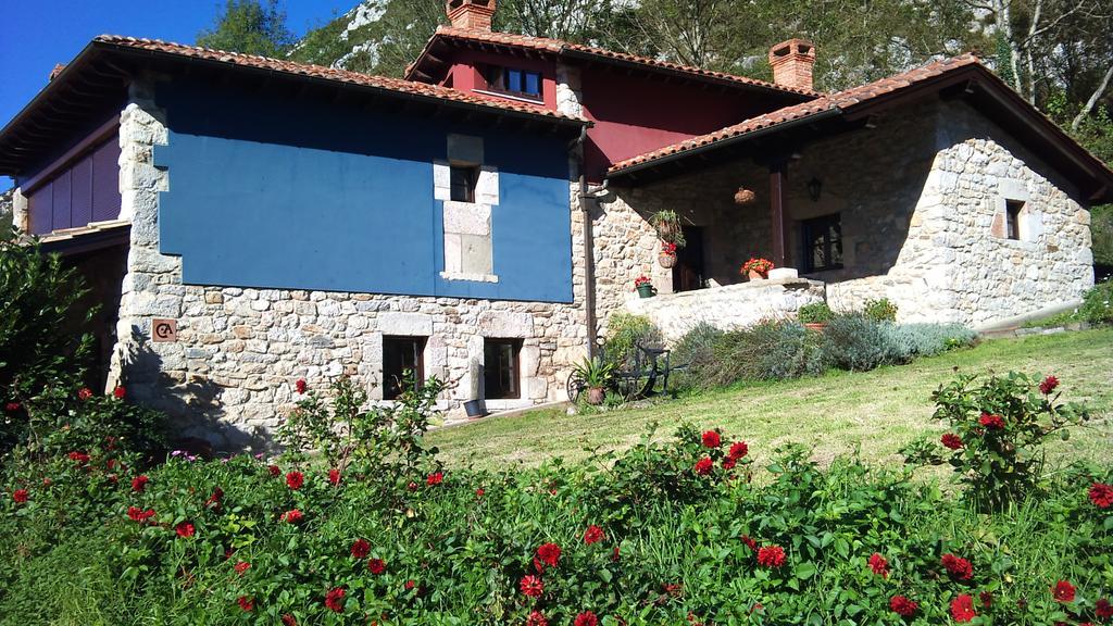 Country house Casas Rurales El Corberu *
