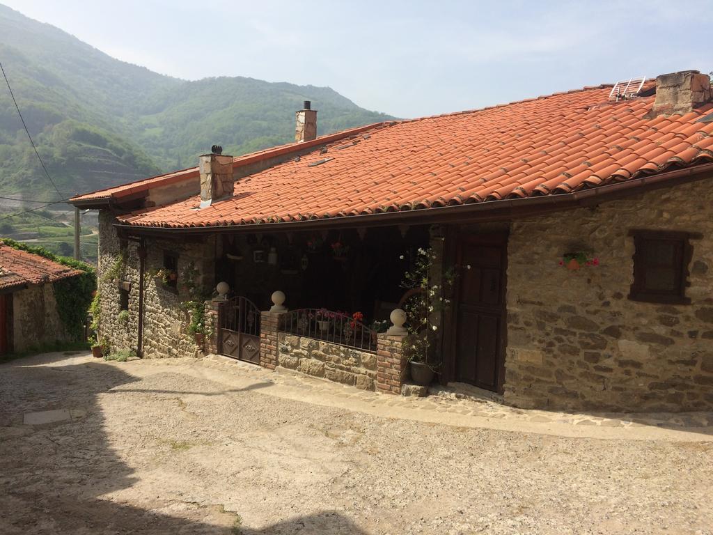 Country house Casa De Aldea Ecocorneyana *