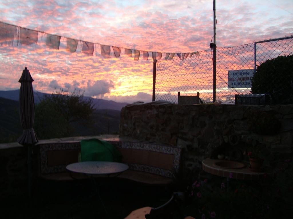 La Trucha Del Arco Iris Bed and breakfast El Acebo de San Miguel