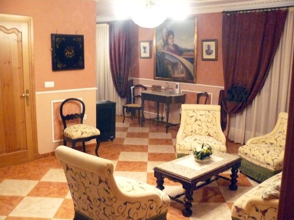 Vivienda Principal Torre De Campos Ainzon
