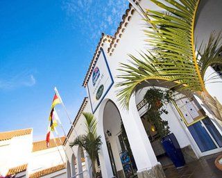 Apartahotel Ona Claveles 3*