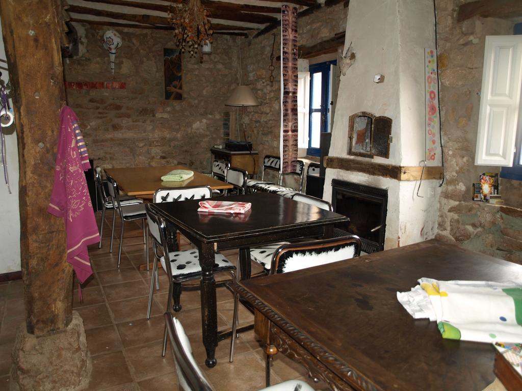 El Descanso Del Hacedor Hostal La Aldea del Portillo del Busto