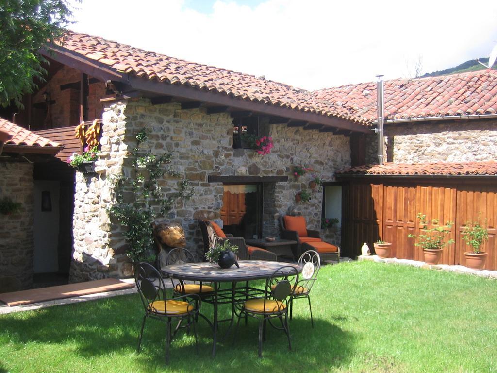 Casa De Aldea Ecocorneyana Country house
