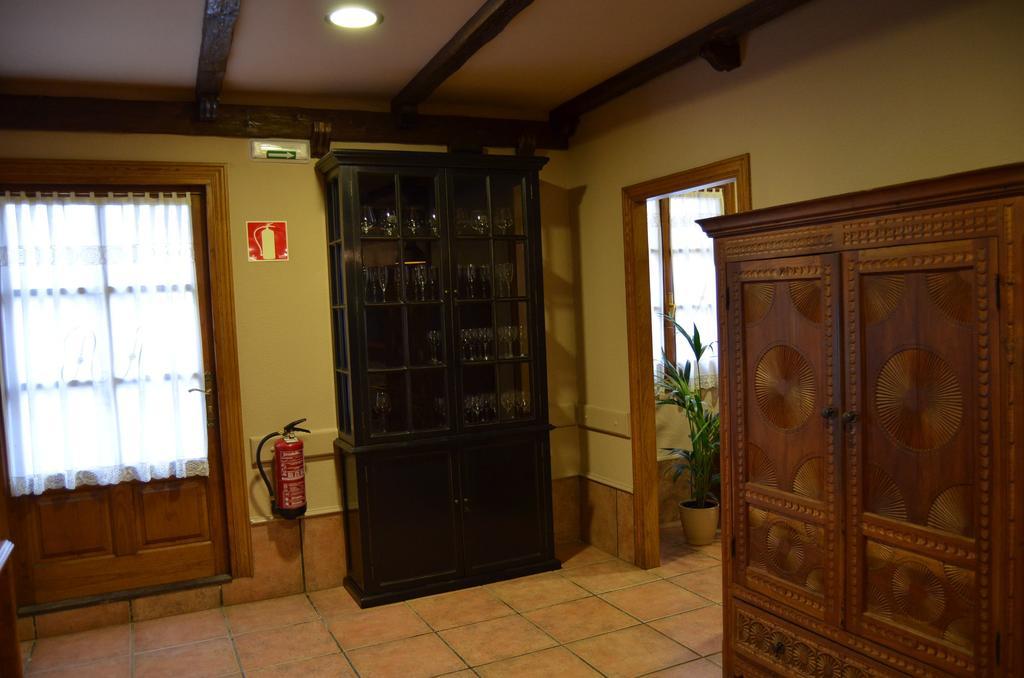 Guest house Ameztia 3*