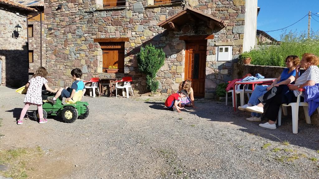 Castell * Neril