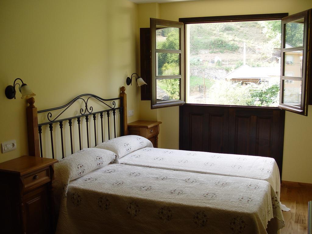 Casa Muniellos Moal