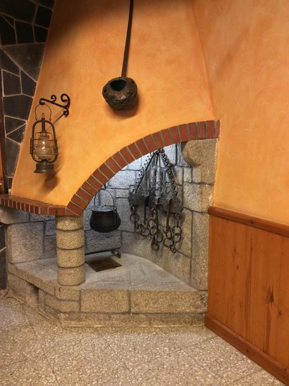 Hotel La Ribera 3*