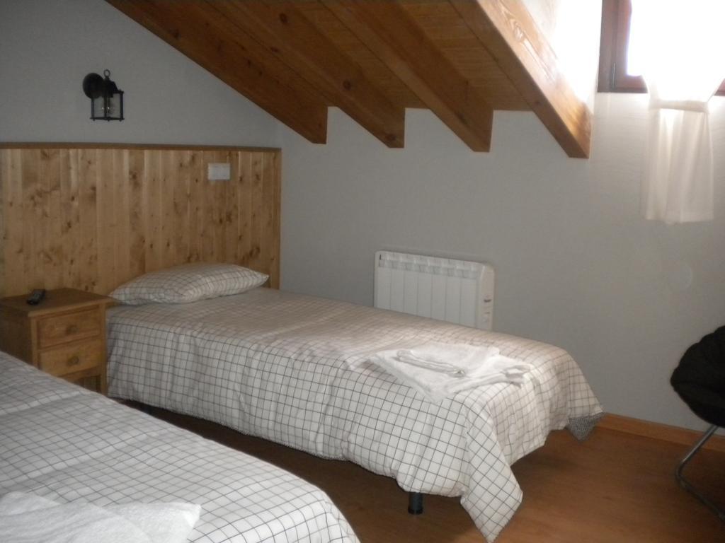 Rural Cuatro Calles Guest house San Martin del Pimpollar