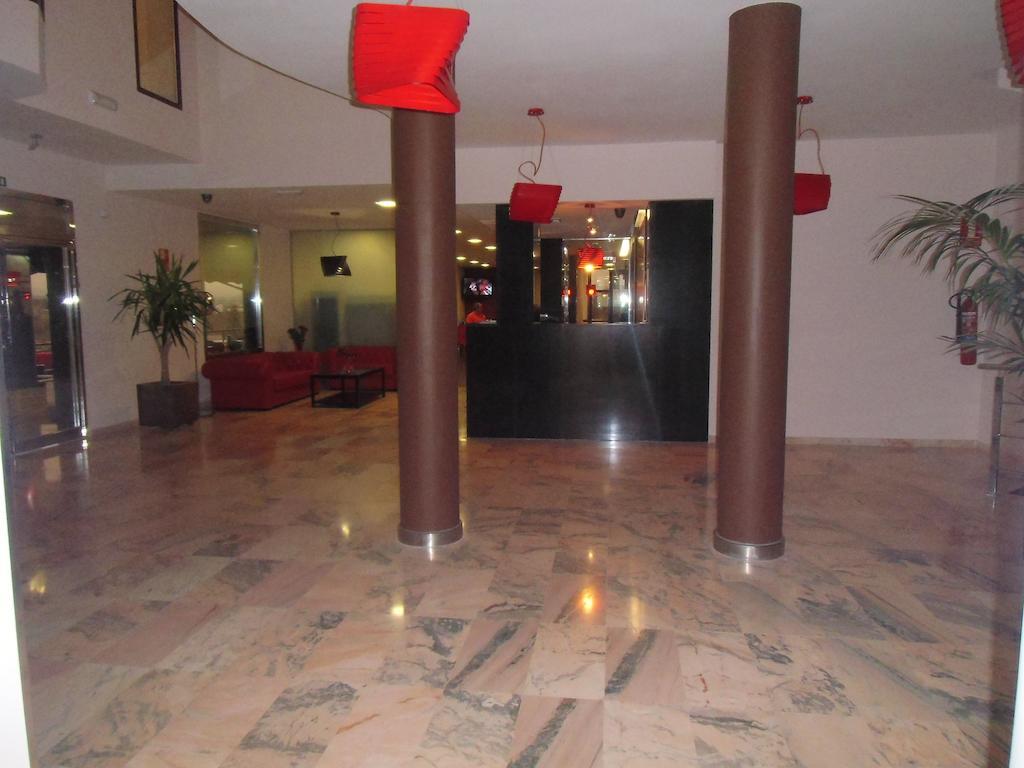 Area De Servicio Villamartín Villamartin de la Abadia