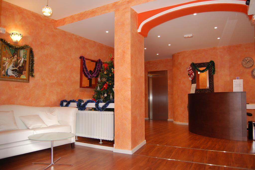 Orquidea Real Hotel