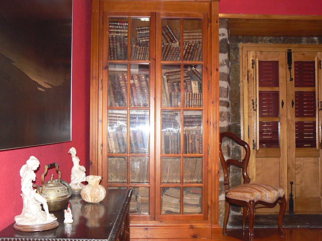 Y Ar Palacio Flórez Estrada Hotel