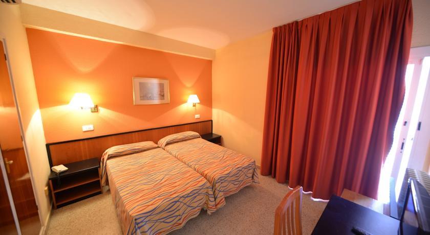 Bluesea Copacabana Hotel Lloret de Mar