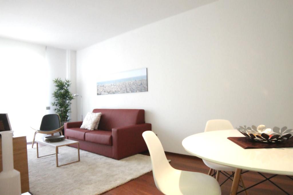 Apartment Tendency 7 *