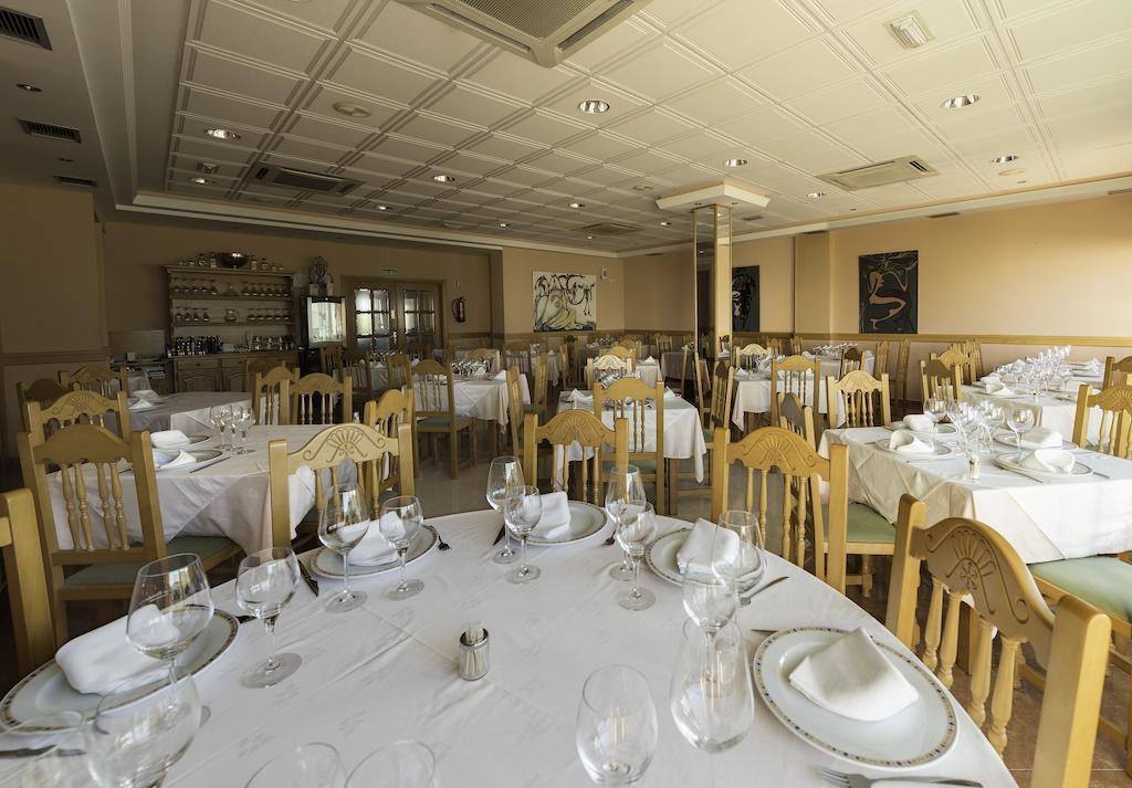 Restaurante La Pineda Pensión