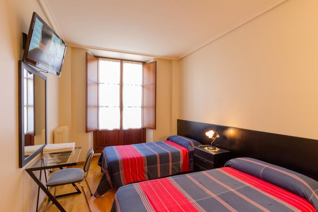 Guest house Pension Logrono