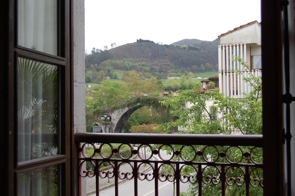 Hotel Puente