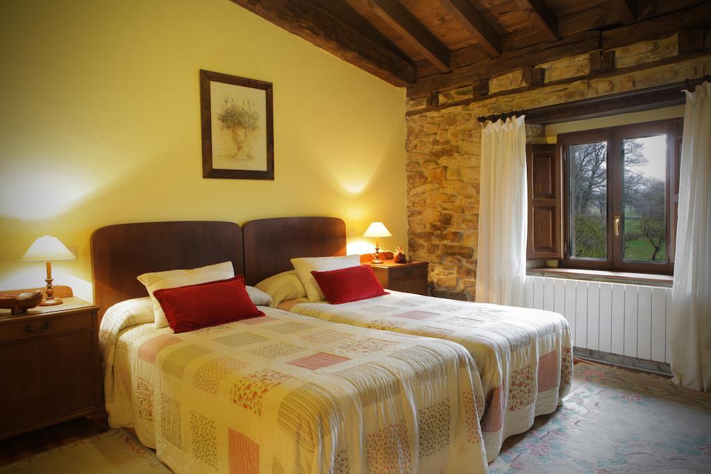 Country house El Cajigal De Quintana *