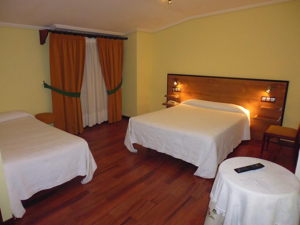 Hotel Cruceiro Do Monte