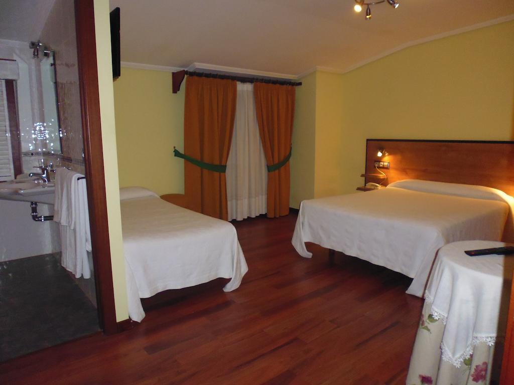 Hotel Cruceiro Do Monte