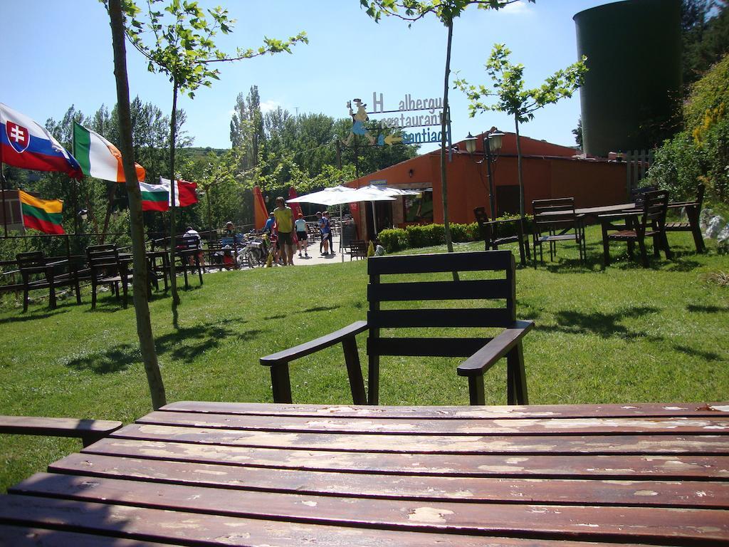 Hostal De Peregrinos A Santiago *