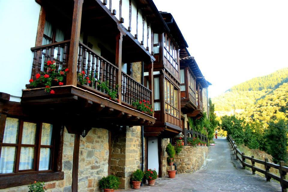 La Cotera - Barrio De Cambarco