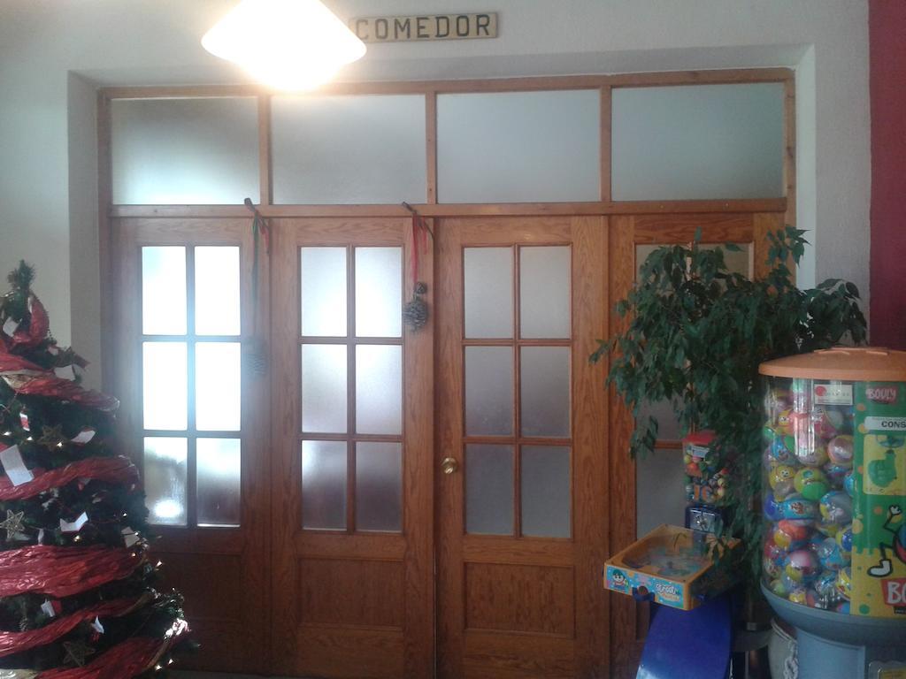Pensión Restaurante Bronces