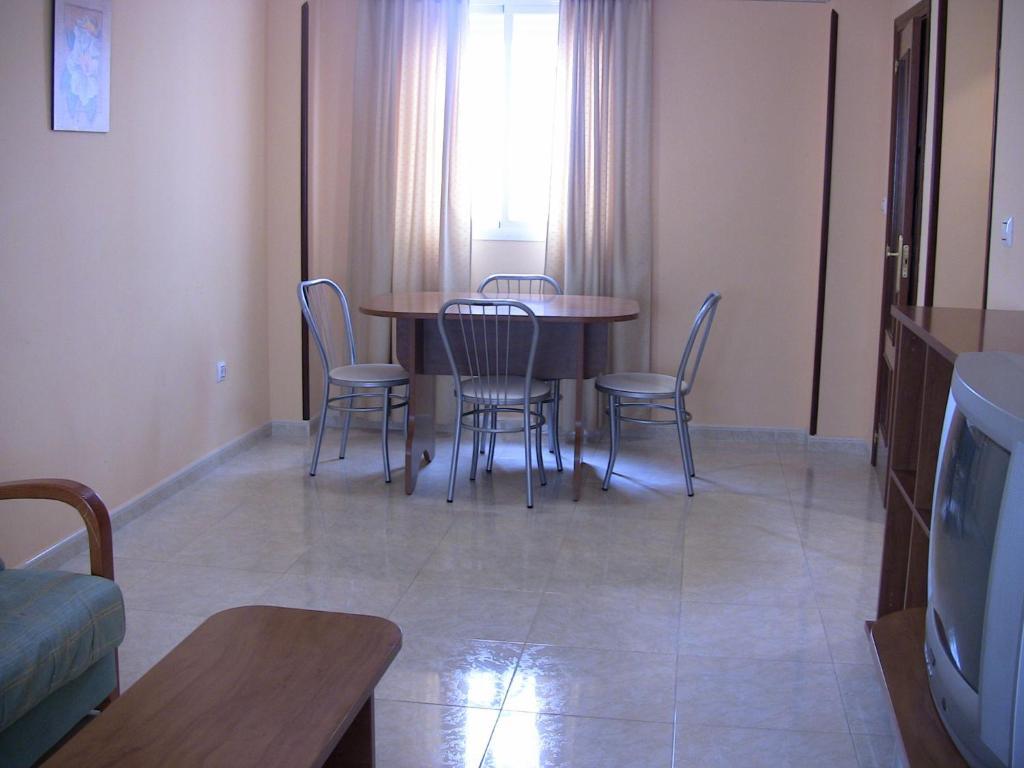 Hermanos Aparthotel Ocana (Castilla-La Mancha)