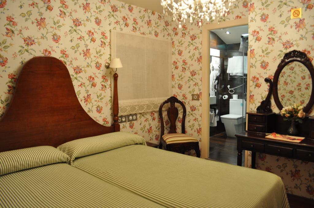 Hotel Casa Fernando Iii Ballota