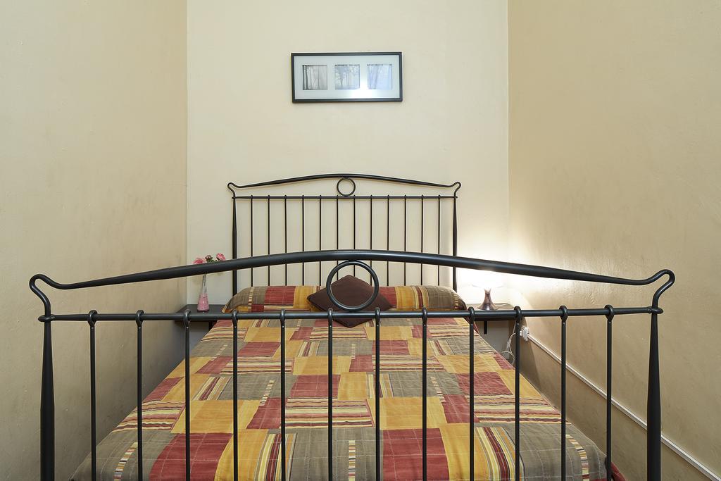 Hostal 4 Fun Barcelona
