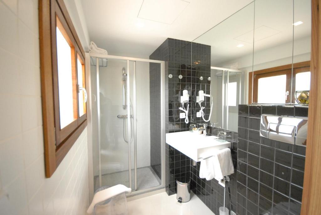 Nou Roma Hotel
