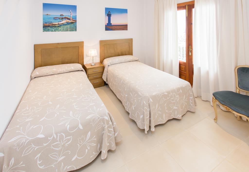 Sofía Playa Ibiza Es Cana