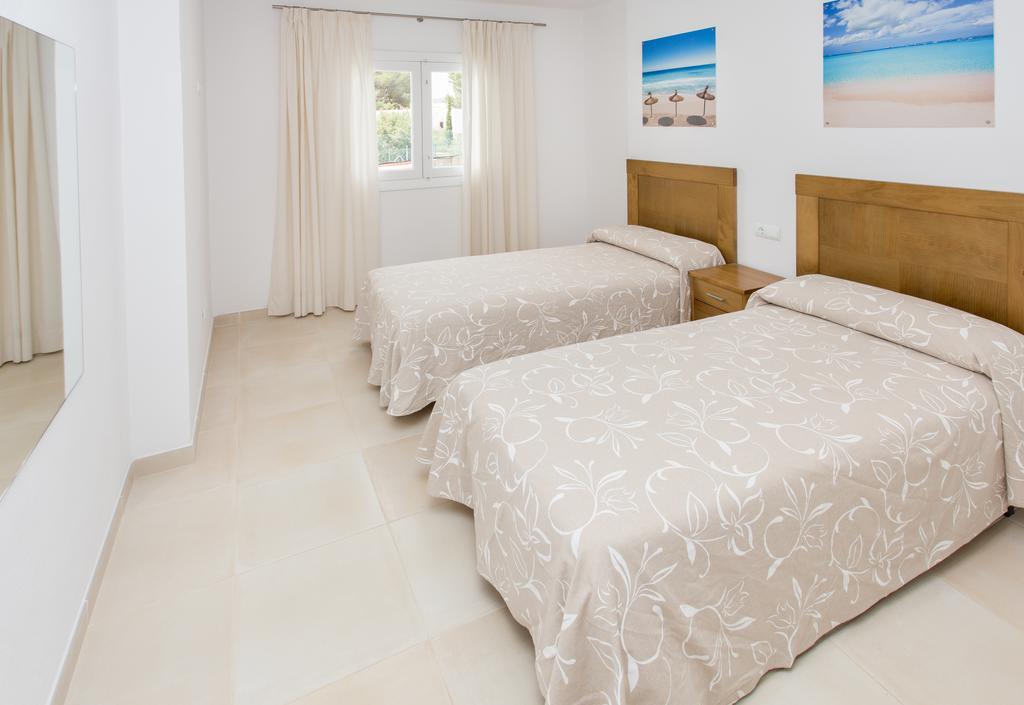 Sofía Playa Ibiza Es Cana