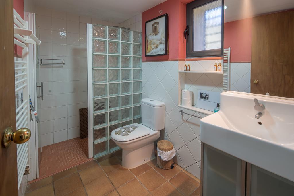 Country house Masia Can Pau De La Rosa *