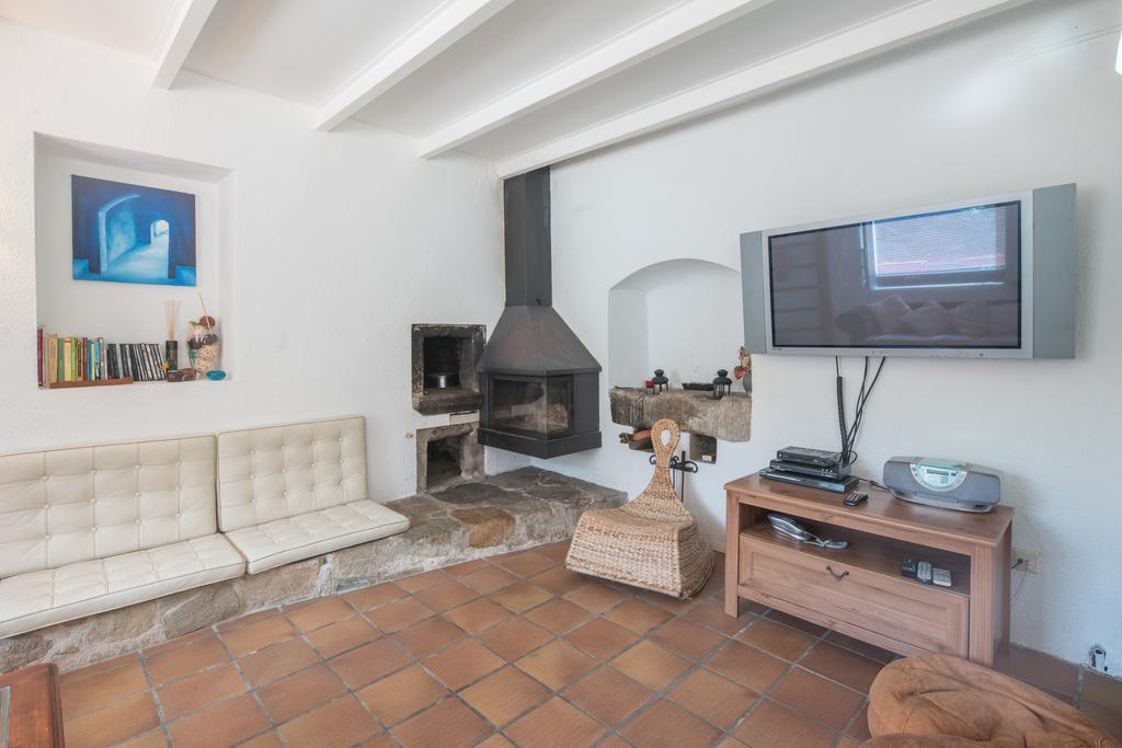 Country house Masia Can Pau De La Rosa *