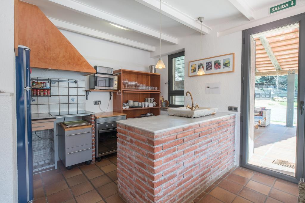 Country house Masia Can Pau De La Rosa