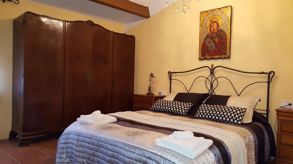 Holiday home Masia Pau Prat